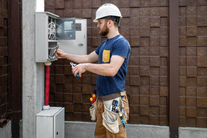 Como Escolher uma Empresa de Cerca Elétrica Seguro e Confiável